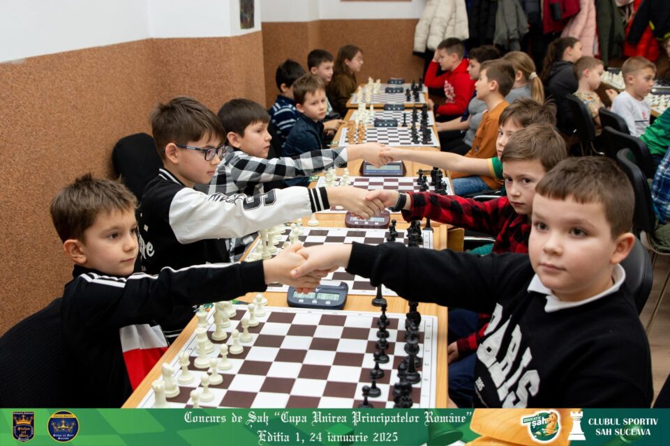 Peste 100 de copii au participat la Concursul de șah „Cupa Unirea Principatelor Române”, ediția I