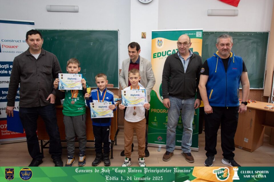 Peste 100 de copii au participat la Concursul de șah „Cupa Unirea Principatelor Române”, ediția I