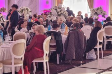 După Revelionul Pensionarilor, aceștia se pregătesc deja de petrecerea de Mărțișor
