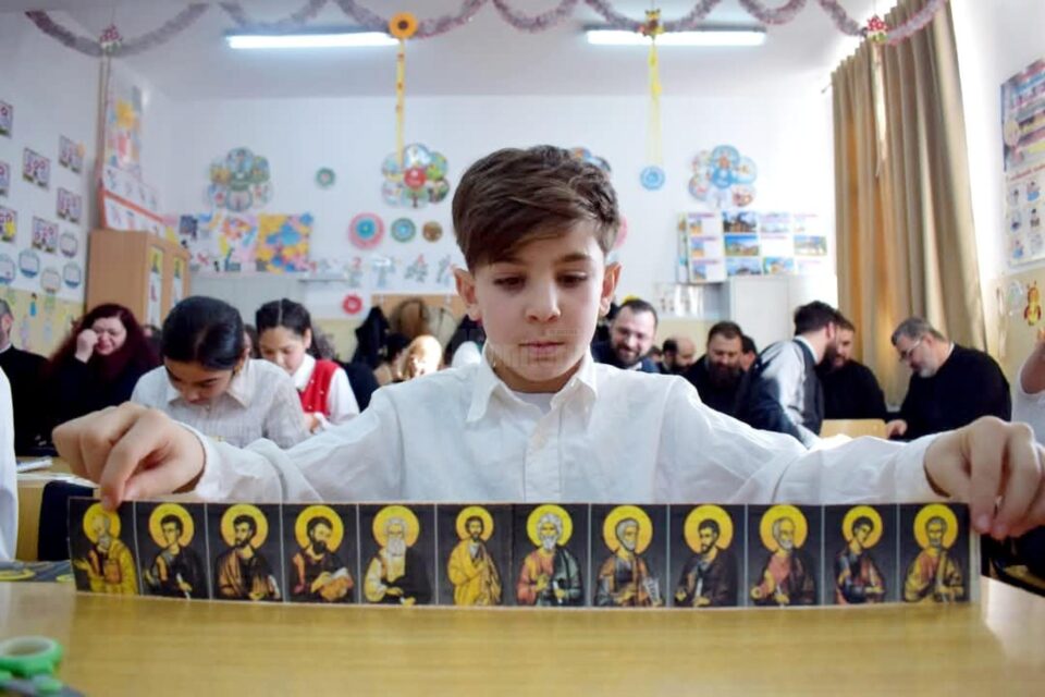 Credința și pacea, primii pași spre împrietenirea cu Hristos, la Școala Gimnazială Gulia