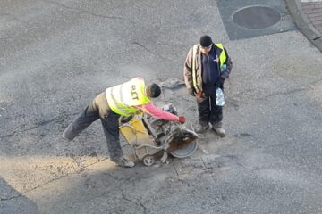 Gropi din carosabil refăcute în mai puțin de o oră, la final de ianuarie