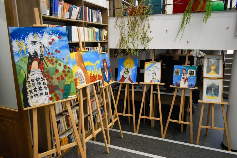 Triplu manifest cultural realizat de elevii Colegiului „Alexandru cel Bun” din Gura Humorului