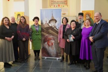 O candelă de har în întunericul vremurilor noastre: Părintele Proclu