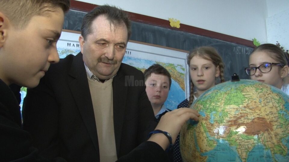 Marcel Porof, președintele Filialei Suceava a Societății de Geografie din România Marcel Porof, președintele Filialei Suceava a Societății de Geografie din România