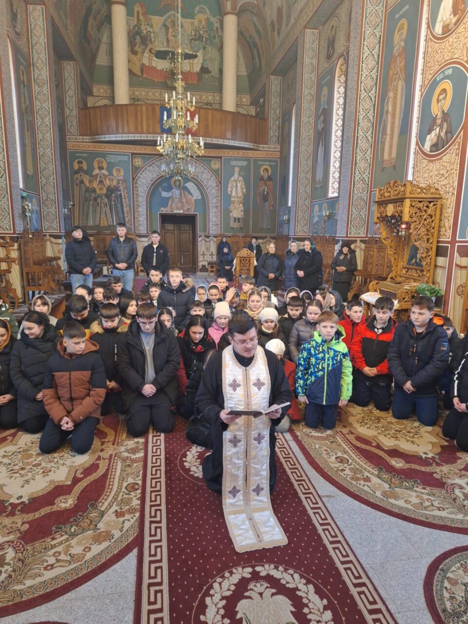 Ziua Internațională a Tineretului Ortodox, sărbătorită de către tinerii din Arhiepiscopia Sucevei și Rădăuților