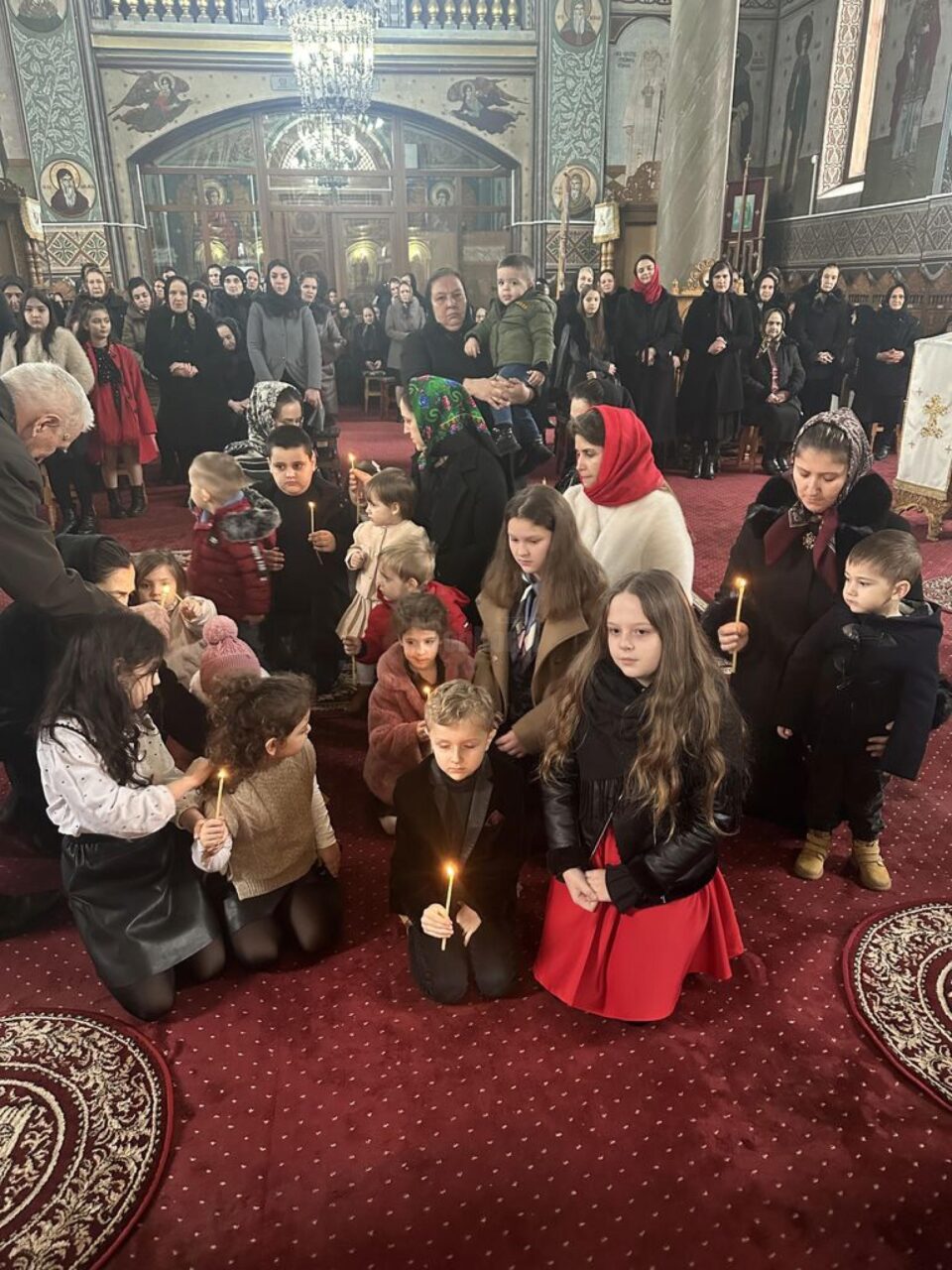 Ziua Internațională a Tineretului Ortodox, sărbătorită de către tinerii din Arhiepiscopia Sucevei și Rădăuților