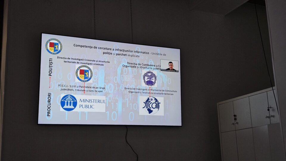 Noile metode de înșelăciune din mediul online, prezentate de specialiști în securitate cibernetică