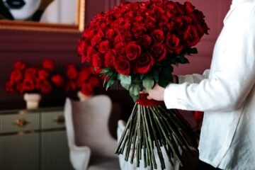 Queen Concept Flower - Florăria perfectă pentru Ziua Îndrăgostiților