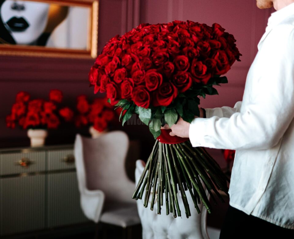 Queen Concept Flower - Florăria perfectă pentru Ziua Îndrăgostiților