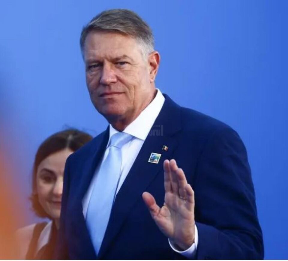 Klaus Iohannis și-a anunțat, luni, demisia din funcția de președinte al României