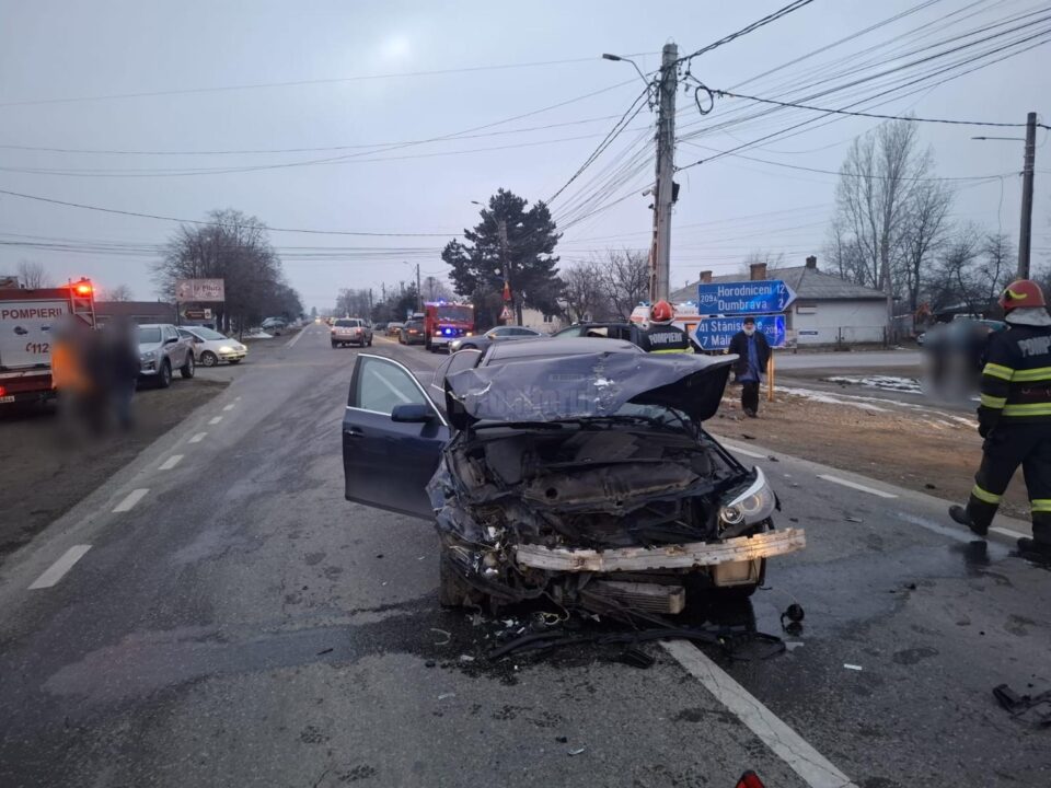 Trei persoane, rănite într-un accident produs la Cornu Luncii