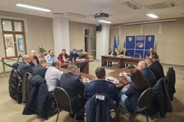 Ședință tehnică la Prefectură, pe tema activității din domeniul forestier și industria lemnului, în contextul intrării în vigoare a noului Cod silvic