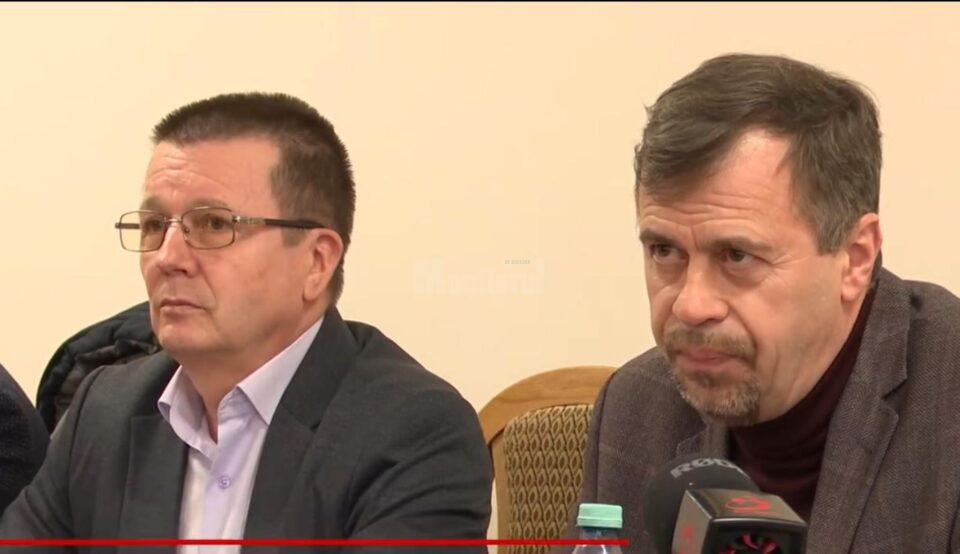 IȘJ a inițiat o discuție despre planurile cadru de la liceu. FOTO Antena 3 Suceava IȘJ a inițiat o discuție despre planurile cadru de la liceu. FOTO Antena 3 Suceava