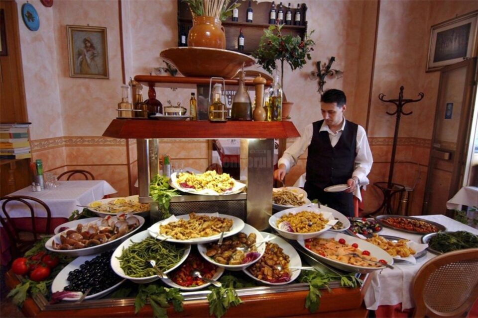„Expoziții culinare cu vînzare”