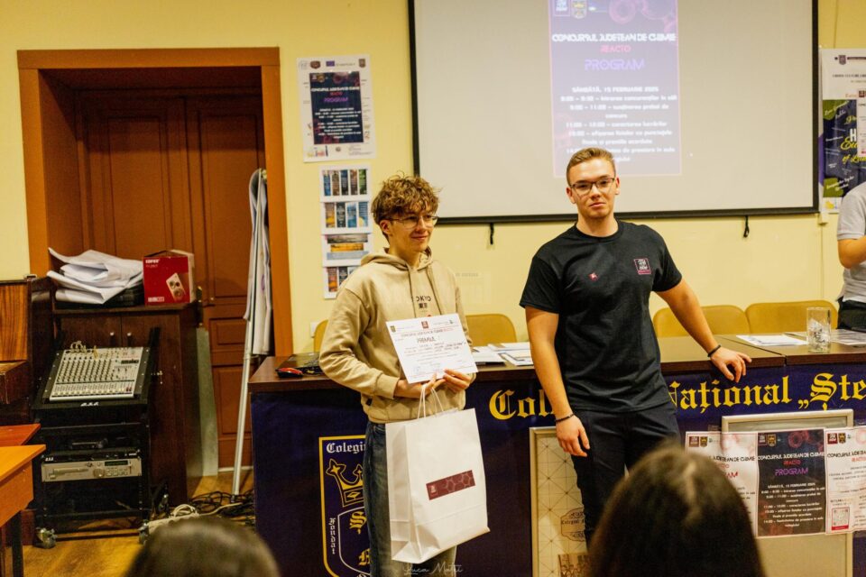 Concursul Județean de Chimie „REACTO”