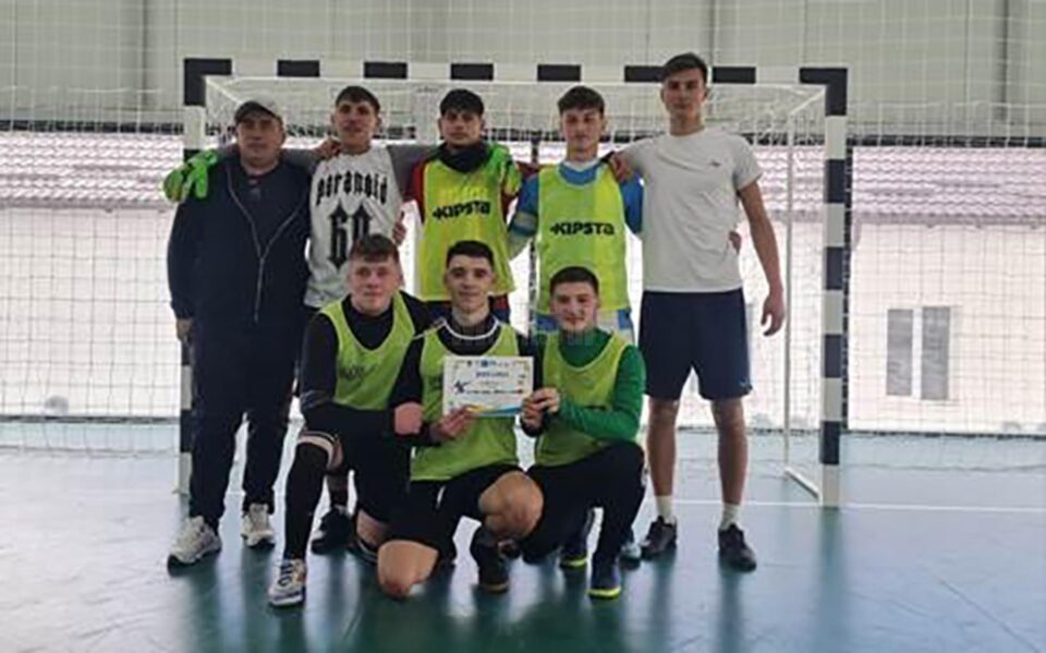 Echipa de fotbal a Liceului Tehnologic „Iorgu Vârnav Liteanu” din Liteni, campioană la faza pe cerc a Olimpiadei Naționale a Sportului Școlar Echipa de fotbal a Liceului Tehnologic „Iorgu Vârnav Liteanu” din Liteni, campioană la faza pe cerc a Olimpiadei Naționale a Sportului Școlar