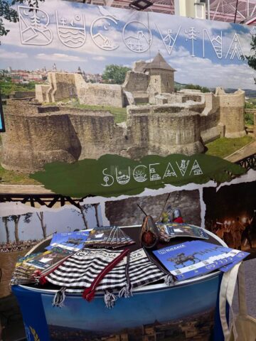 Suceava – orașul Cetății de Scaun, prezent la Târgul de Turism al României ROMEXPO 1