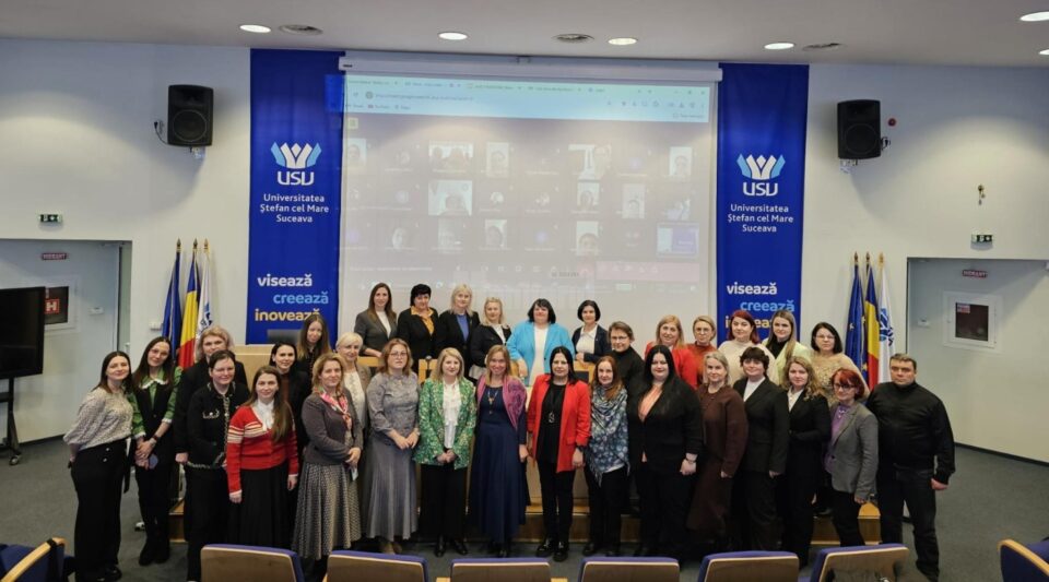 Organizatori și participanți la conferința EduCardia de la USV