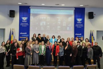 Organizatori și participanți la conferința EduCardia de la USV
