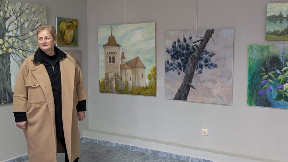Claudia Maria Prelipcean, „un artist puternic, determinat și cu o creație inedită în peisajul plastic sucevean”