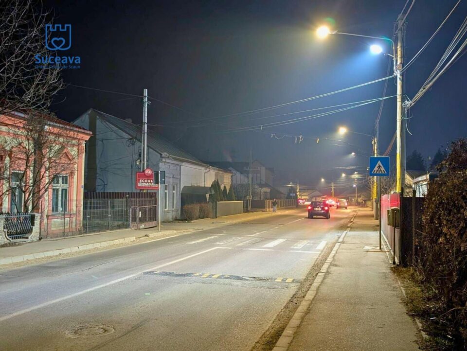 Zona de sub pasarela Ițcani și trecerile de pietoni de pe strada Gheorghe Doja, mai bine iluminate