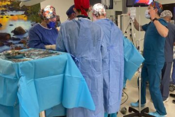 Echipele medicale de transplant de la Iași și Suceava