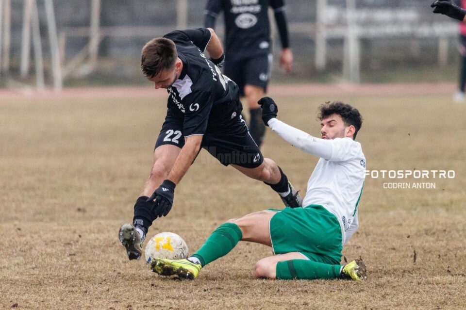 Șomuz a pierdut duelul cu CSM Bacău. Foto Codrin Anton - Fotosport