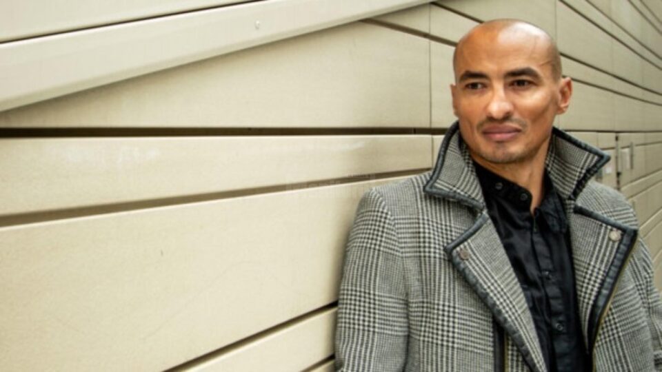 Interpret de slam, poet și cântăreț, Mehdi Krüger este invitatul de miercuri al acțiunii organizate de Alianța Franceză din Suceava Interpret de slam, poet și cântăreț, Mehdi Krüger este invitatul de miercuri al acțiunii organizate de Alianța Franceză din Suceava