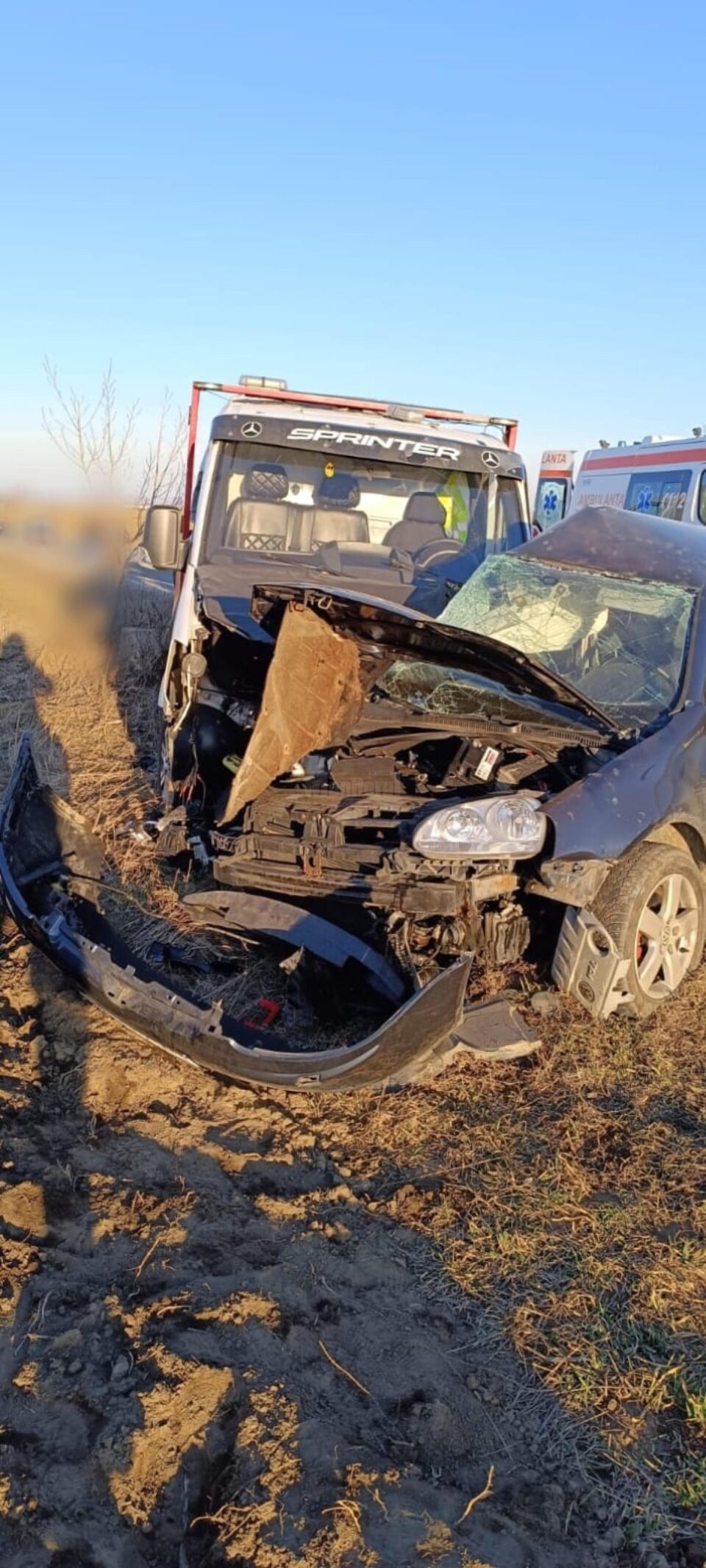 Accident cu trei mașini implicate, la Marginea