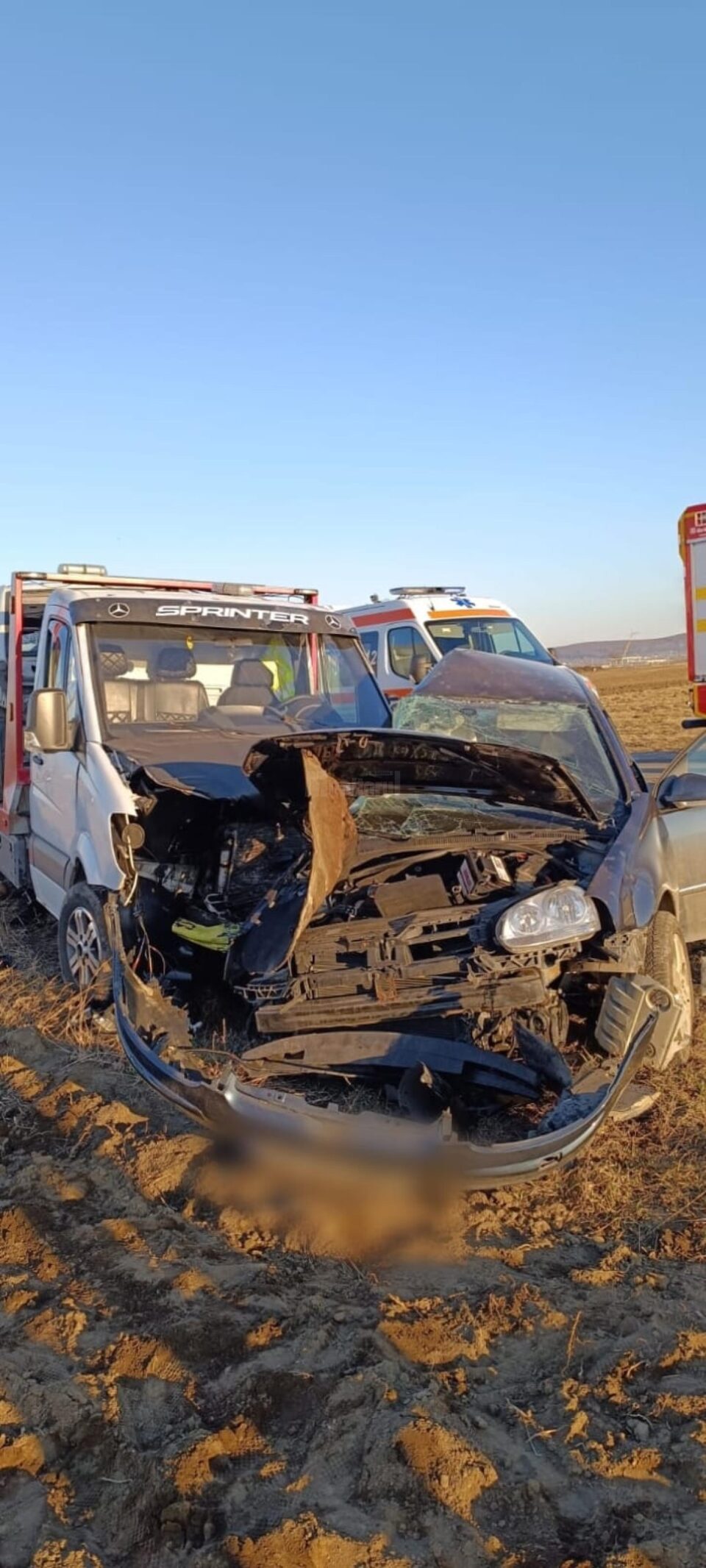 Accident cu trei mașini implicate, la Marginea
