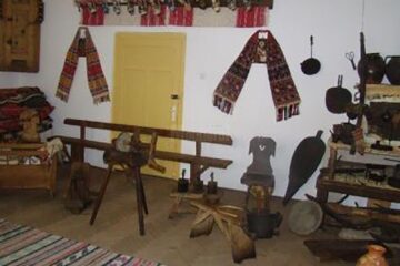 “Muzeu Etnografic Românesc, la Suceava”