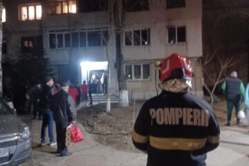 Incendiu în strada Zorilor din Suceava