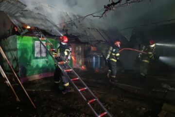 Incendiu la Hârtop