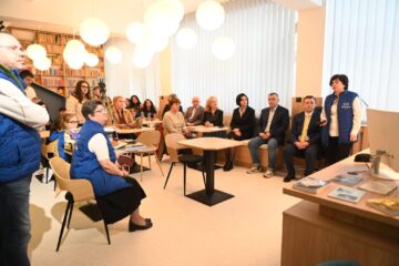 Bibliotecă modernizată cu o donație de 28.000 euro, la LPS Suceava