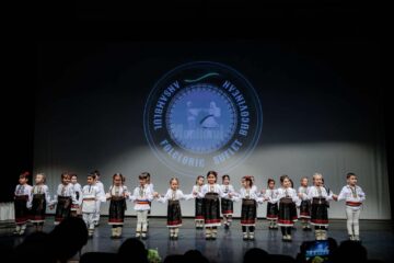 „Primăvara Artelor”, spectacol muzical-coregrafic, la Teatrul „Matei Vișniec” Suceava
