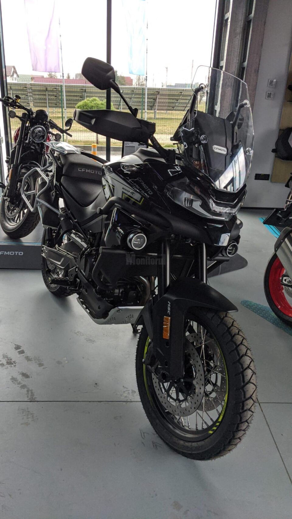 Evyan Moto Hub, in Scheia