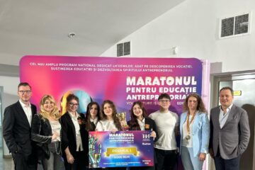Echipa Colegiului Național de Informatica “Spiru Haret” Suceava a câștigat marele premiu al semifinalei județene a Maratonului pentru Educație Antreprenorială