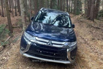 Autoturismul furat din Anglia și găsit la Putna