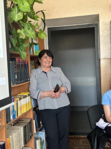 Bibliotecar Vera Ciocan, Liceul Teoretic „Mitropolit Nestor Vornicescu” din Republica Moldova