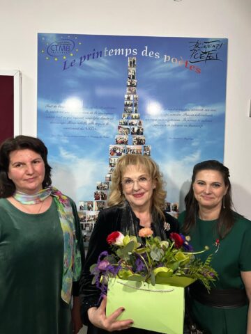 Prof. Daniela Alexa (stânga), prof. univ. Sanda-Maria Ardeleanu (centru), prof. Geanina Moroșanu (dreapta)