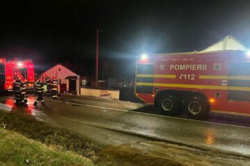 Incendiu, sâmbătă seară, la Adâncata