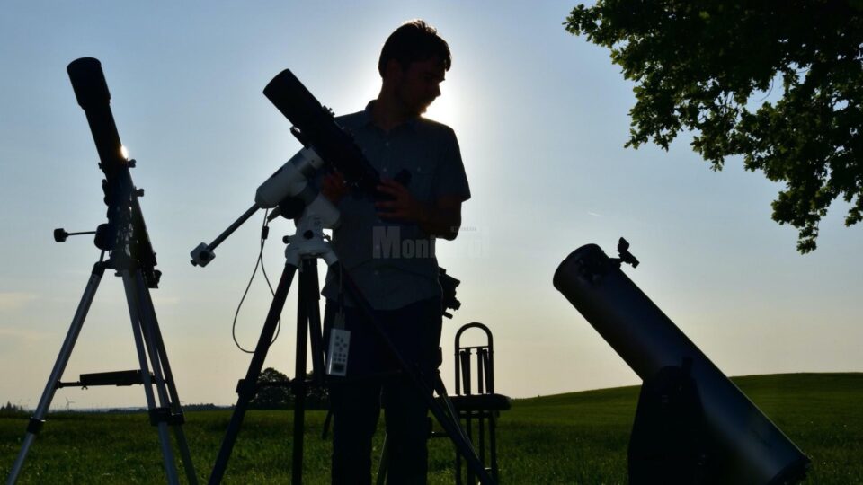 Nouă elevi suceveni au bilet pentru Olimpiada de Astronomie și Astrofizică, de la Timișoara Nouă elevi suceveni au bilet pentru Olimpiada de Astronomie și Astrofizică, de la Timișoara
