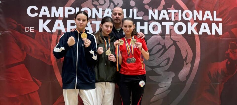 Rezultat de excepție pentru echipa de kata feminin juniori I la Campionatul Național de Shotokan