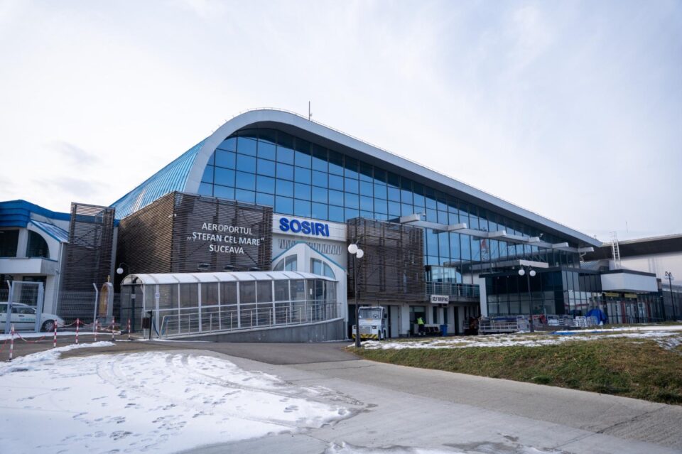 Consiliul Județean aprobă investiții de peste 23 de milioane de lei pentru extinderea platformei Aeroportului Suceava și montarea noului sistem ILS Consiliul Județean aprobă investiții de peste 23 de milioane de lei pentru extinderea platformei Aeroportului Suceava și montarea noului sistem ILS