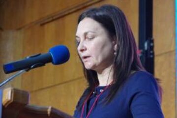 Deputata AUR de Suceava, Veronica Grosu, îi cere premierului să scoată CCR din procesul de validare a candidaturilor pentru prezidențiale