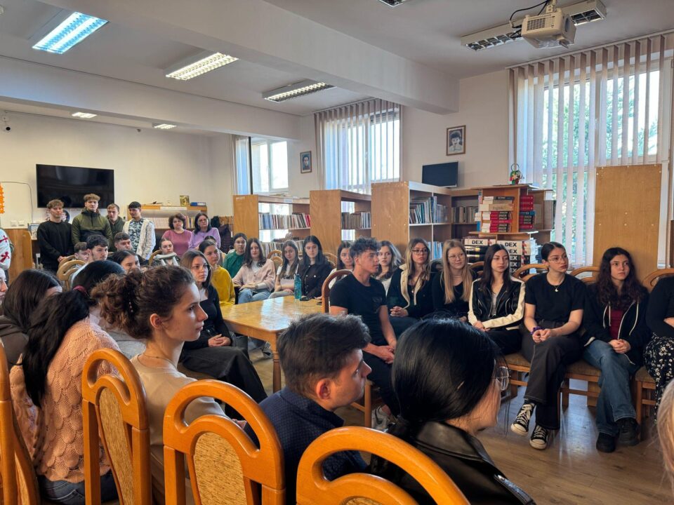 Prezentarea ofertei educaționale a USV la Liceul Tehnologic „Iorgu Vârnav Liteanu” din Liteni