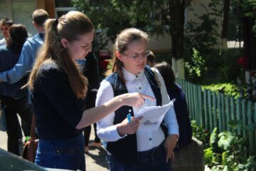 Elevii de-a XII-a se pregătesc de simulări