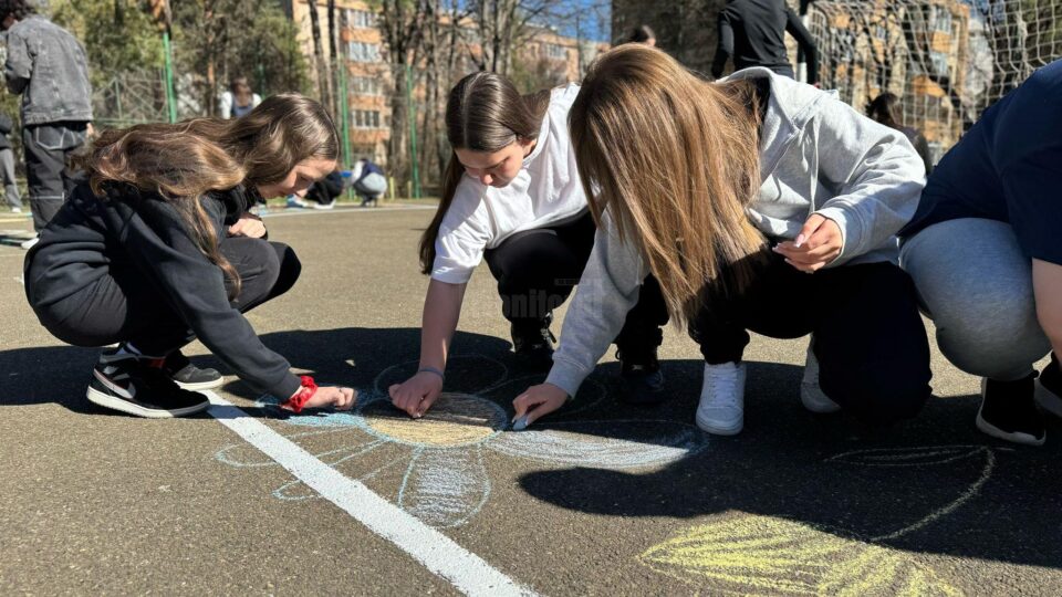 Ziua fericirii, la Colegiul Economic Suceava
