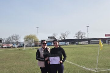 Jaba Magda Gabriela (clasa XII A) și prof. de Educație Fizică și Sport Țurcanu Alina Petruța