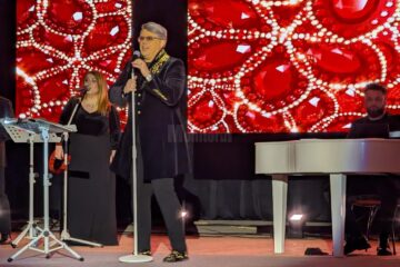 Fuego a susținut miercuri, 19 martie 2025, pe scena Casei de Cultură a Sindicatelor Suceava, concertul „Poartă-mă în suflet!”